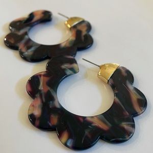 BaubleBar acrylic resin hoop earrings!